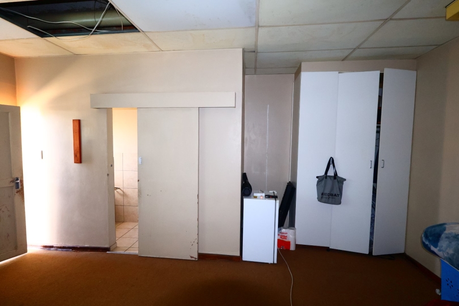 1 Bedroom Property for Sale in Willows Free State